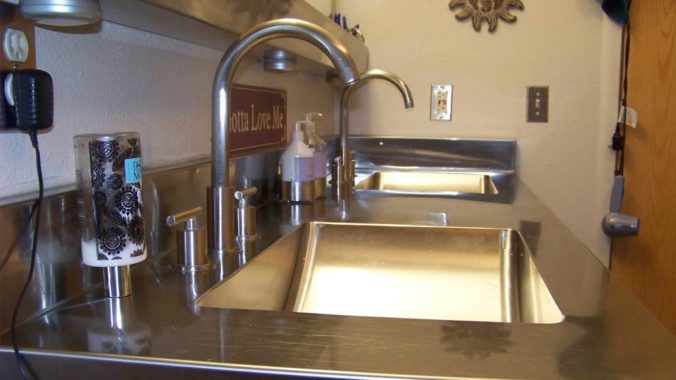 Stainless Bathroom Counter and Sinks